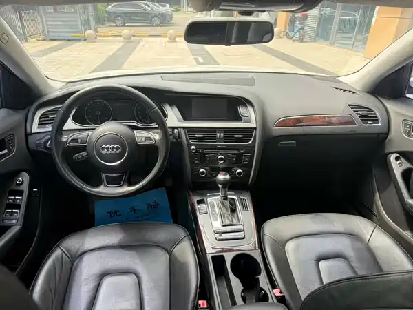 Audi A4L 2013