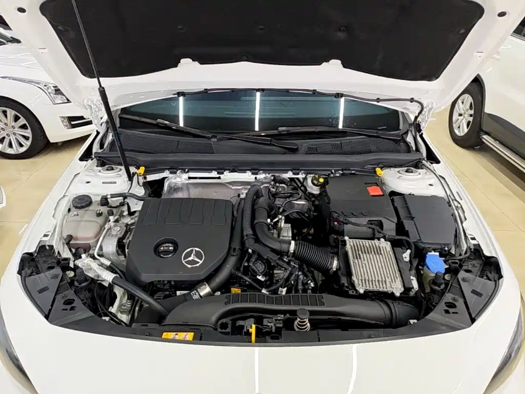 Mercedes-Benz A-Class 2024 — фото 20