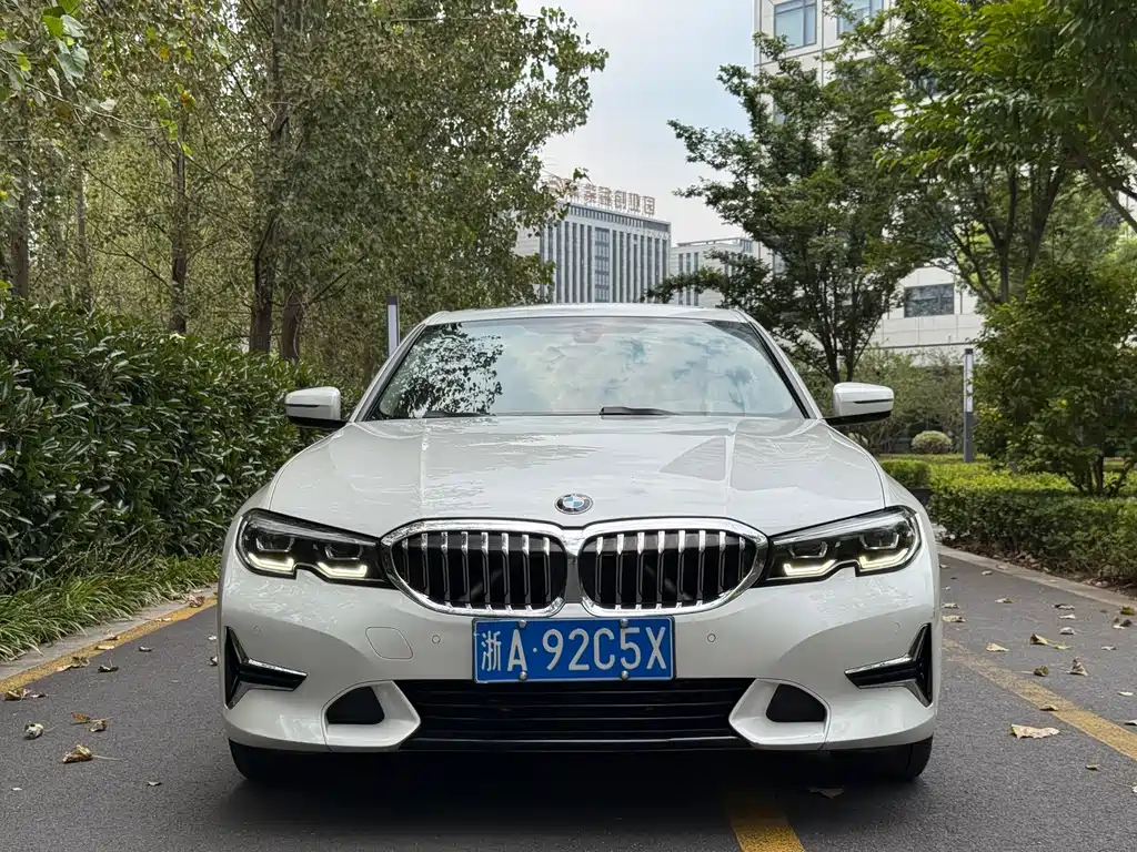 BMW 3 Series 2020