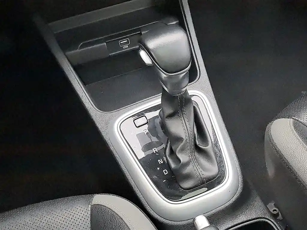 Kia KX1 2019 — фото 13