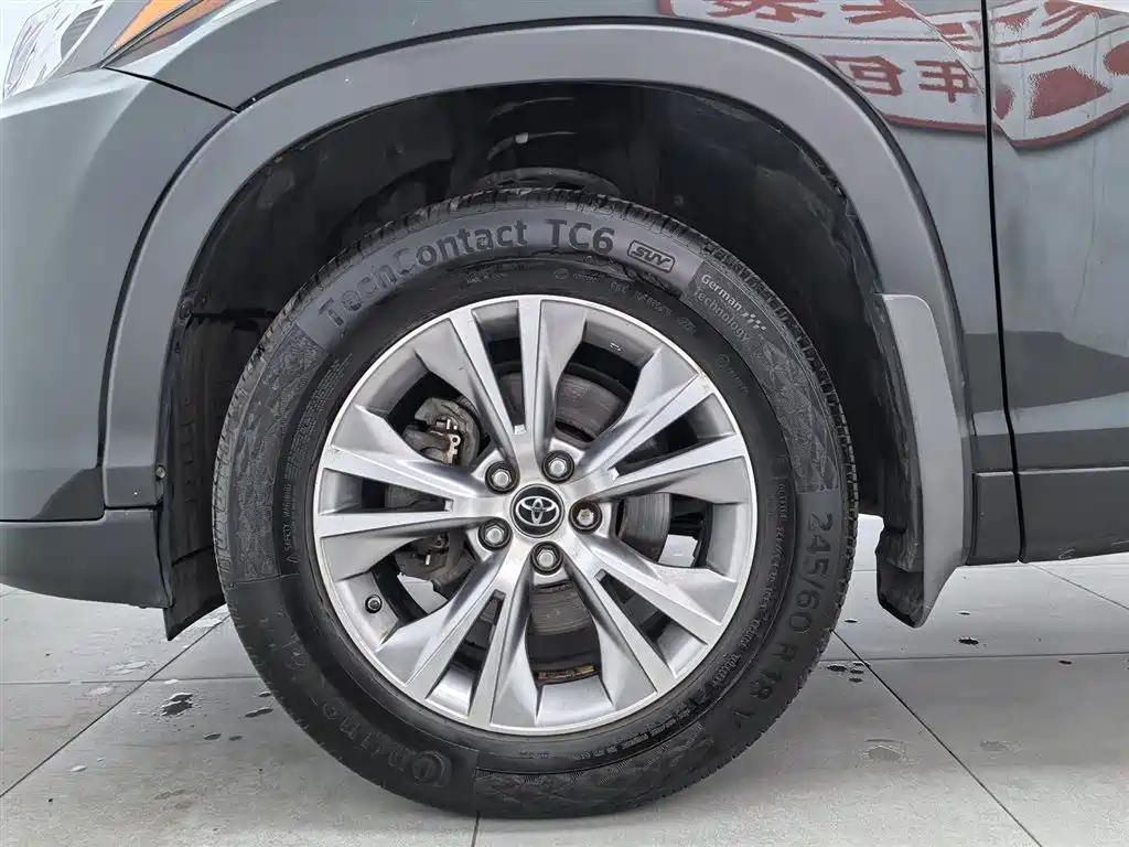 Toyota Highlander 2019 — фото 17