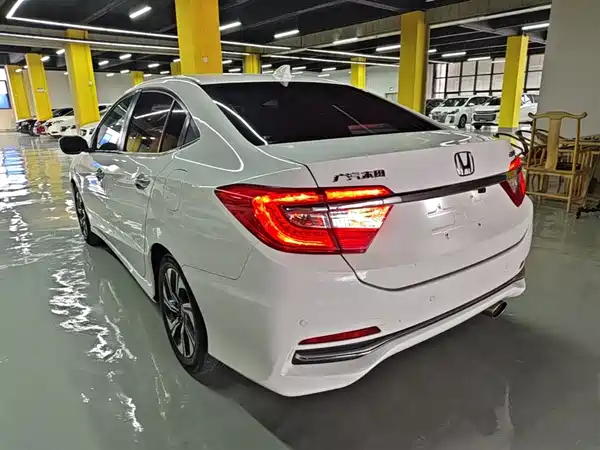 Honda Crider 2016