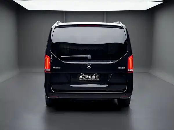 Mercedes-Benz V-Class 2022