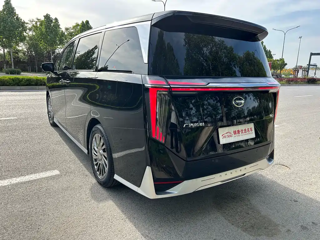 GAC Motor Trumpchi M8 2023 — фото 13