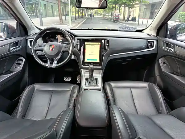 Roewe RX5 2016