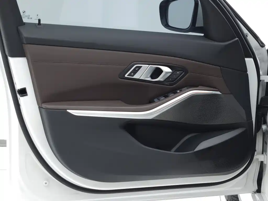 BMW i3 2023 — фото 11