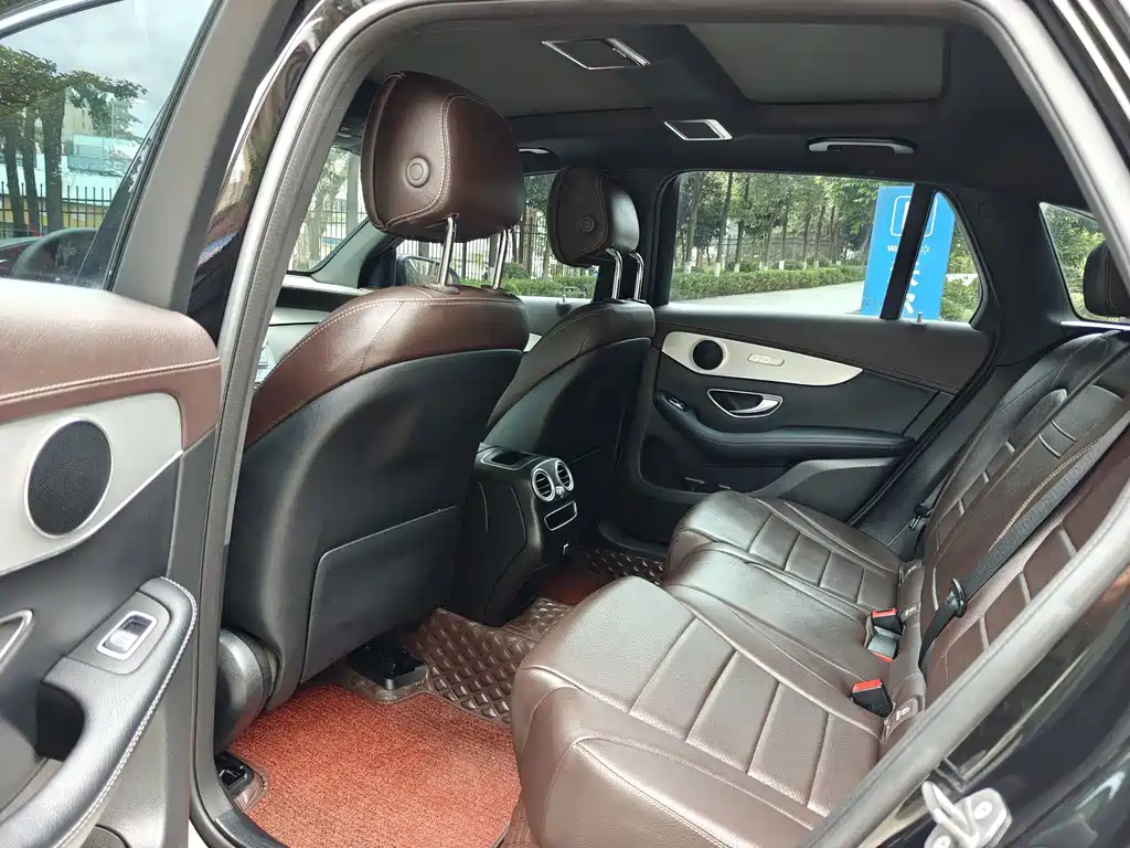 Mercedes-Benz GLC 2021