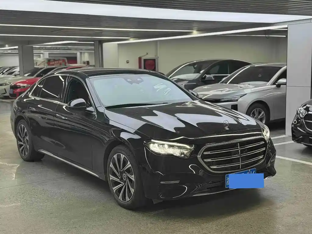 Mercedes-Benz E-Class 2024