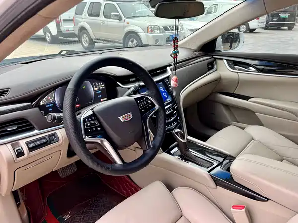 Cadillac XTS 2014