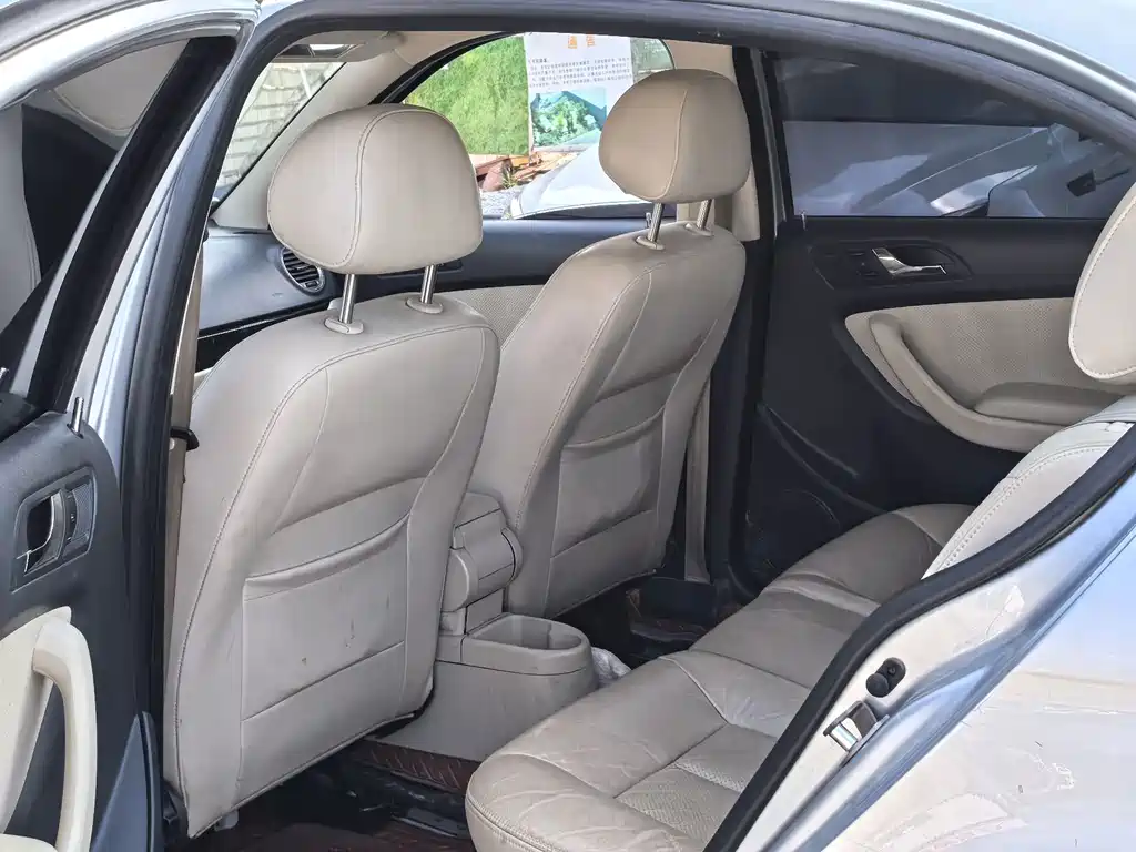 Volkswagen Lavida 2010