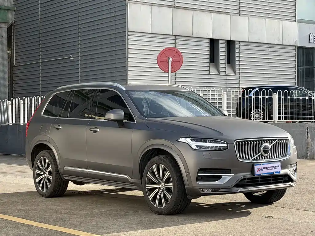 Volvo XC90 2021 — фото 3