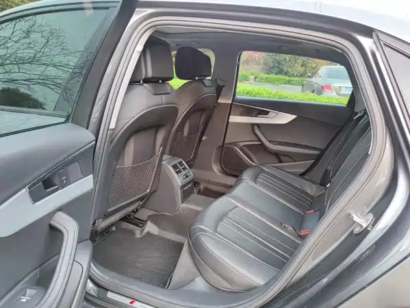 Audi A4L 2022