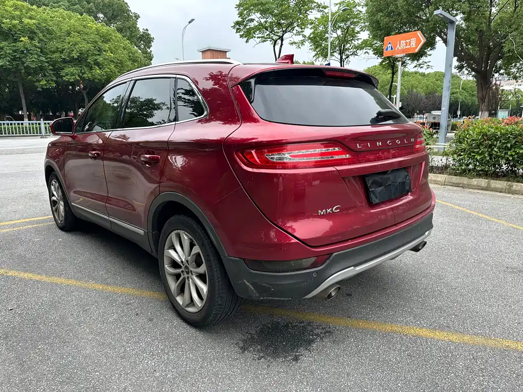 Lincoln MKC 2016