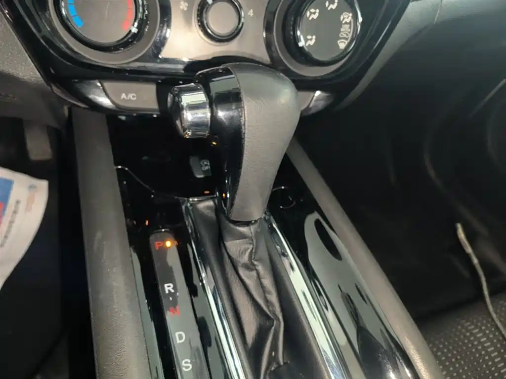 Honda Vezel 2019 — фото 14