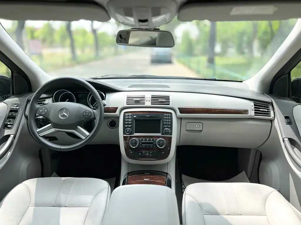 Mercedes-Benz R-Class 2014 — фото 14