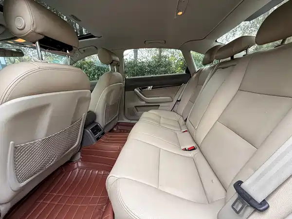 Audi A6L 2012