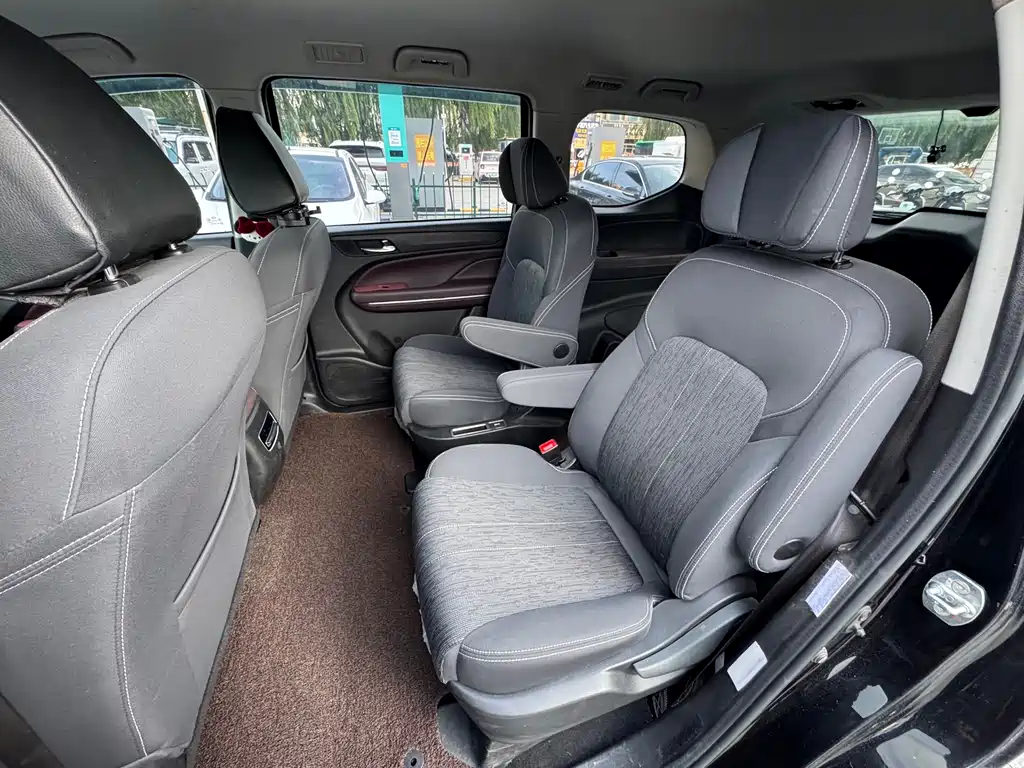 GAC Trumpchi M6 2023 — фото 10