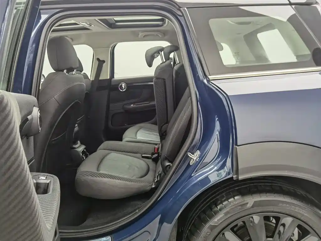 MINI Countryman 2019 — фото 15
