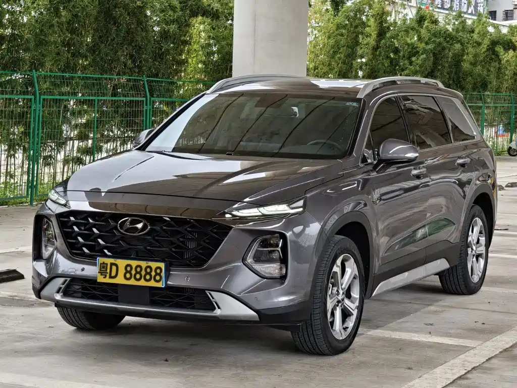 Hyundai Santa Fe 2023 — фото 2