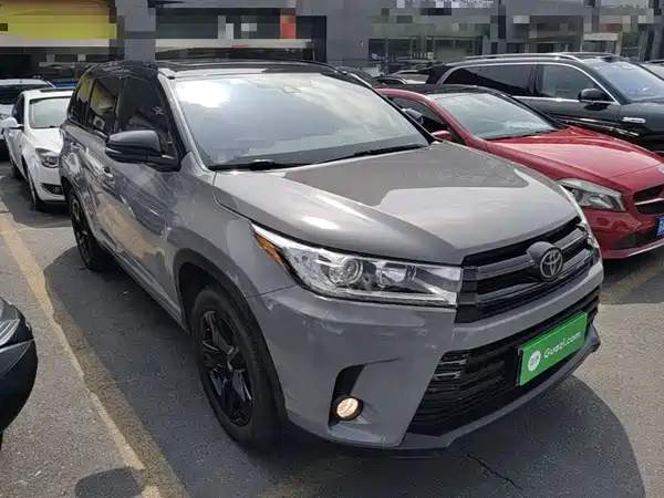 Toyota Highlander 2021