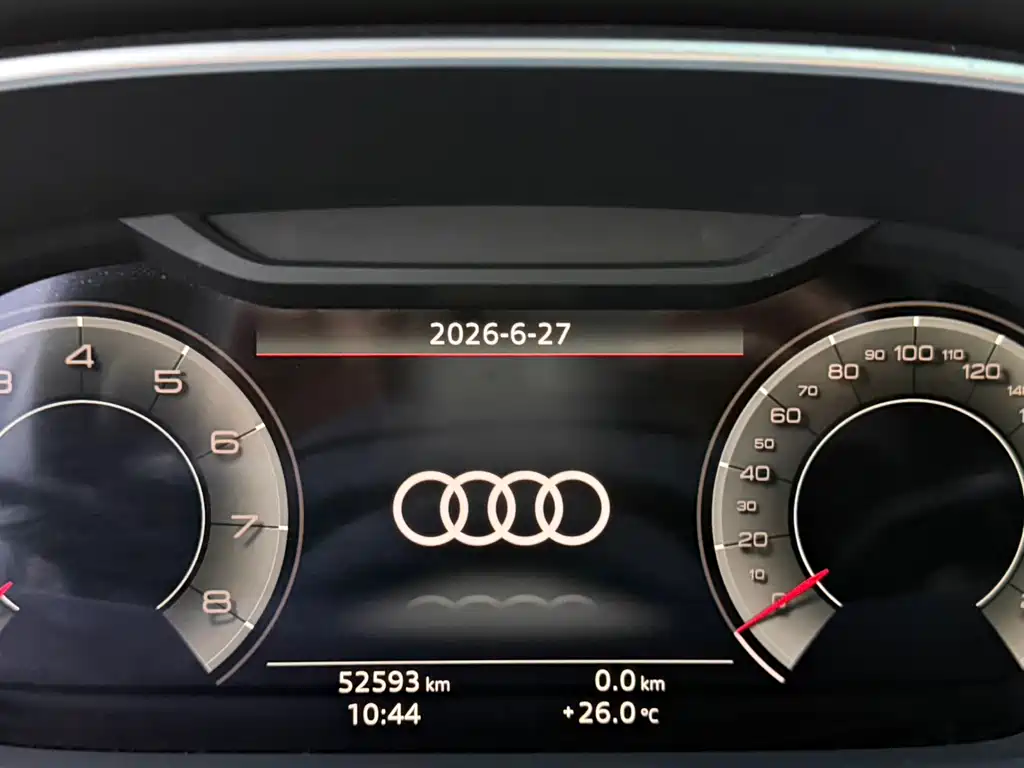 Audi Q3 2022 — фото 12