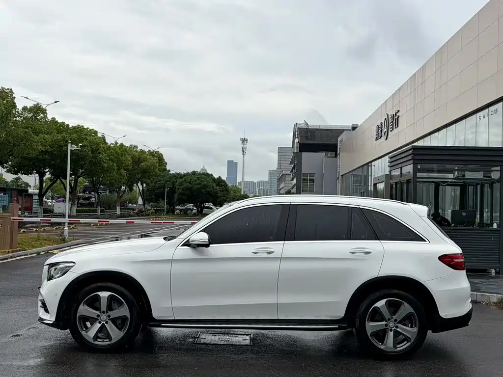 Mercedes-Benz GLC 2017
