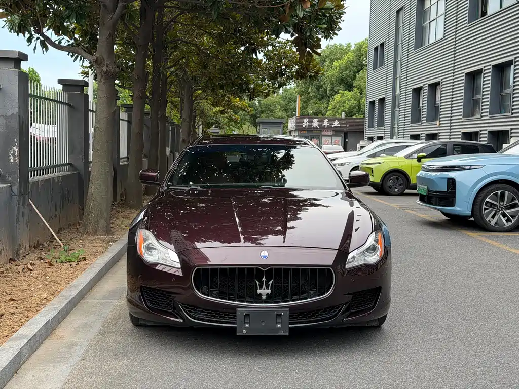 Maserati Quattroporte 2015 — фото 2