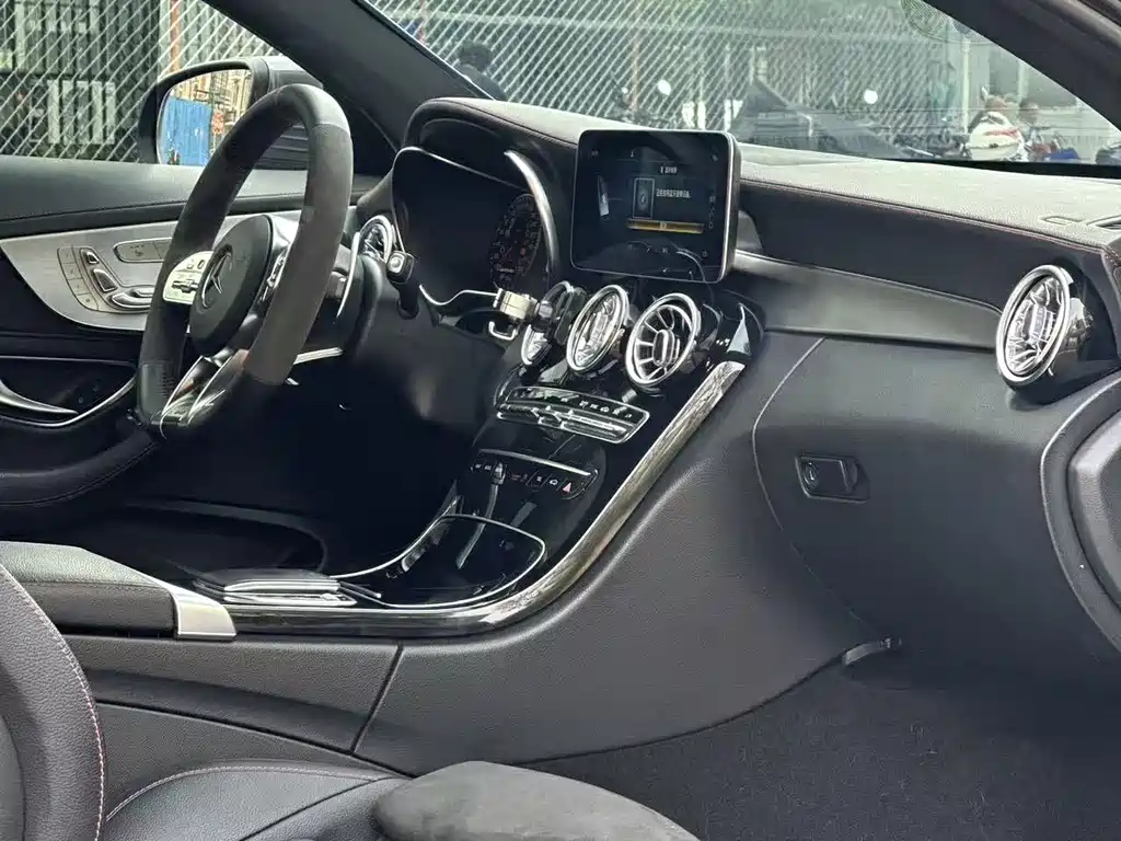 Mercedes-Benz C-Class AMG 2020 — фото 16