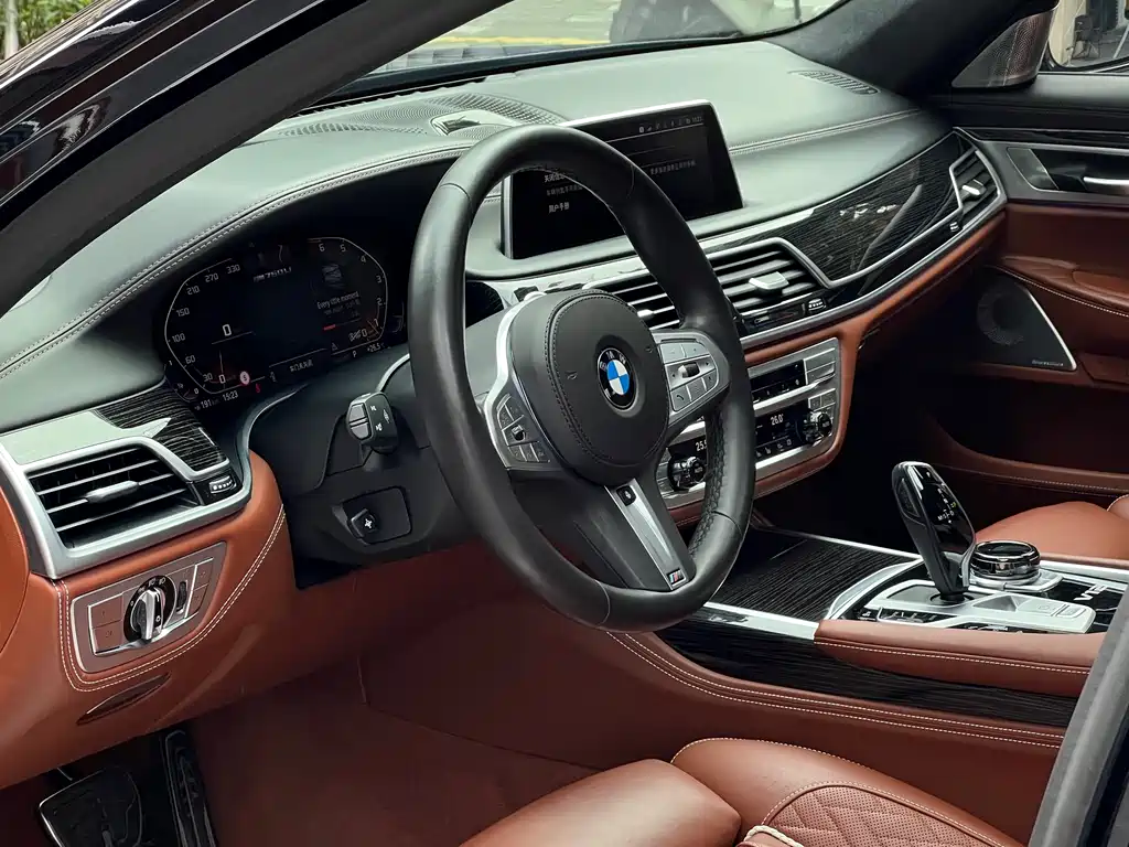 BMW 7 Series 2019 — фото 4