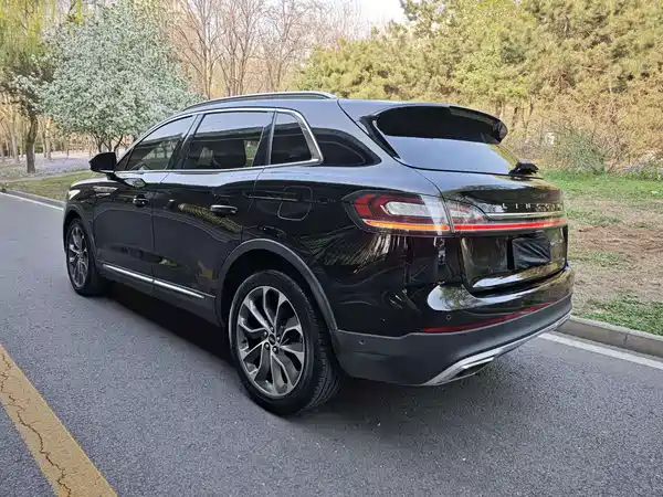 Lincoln Nautilus 2022