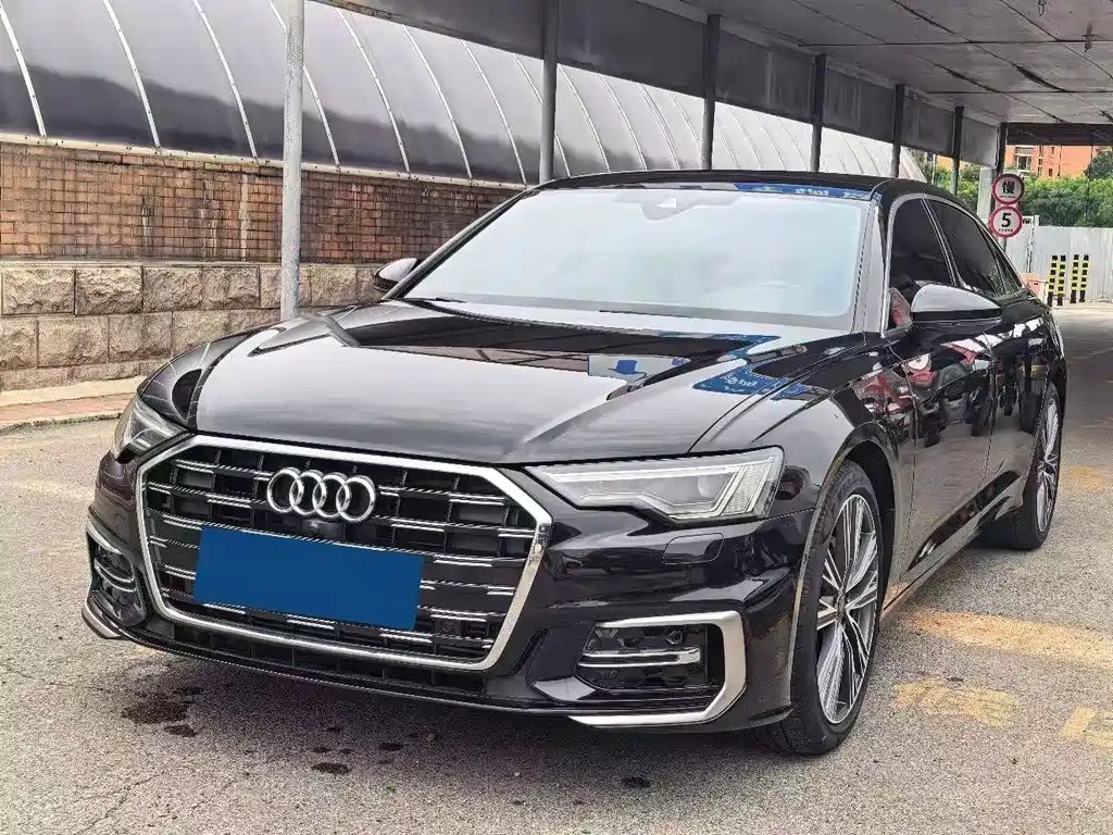 Audi A6L 2023 — фото 1