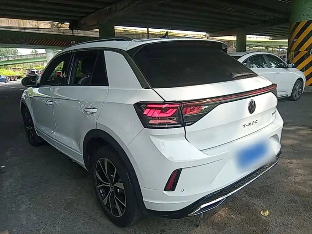 Volkswagen T-Roc 2023