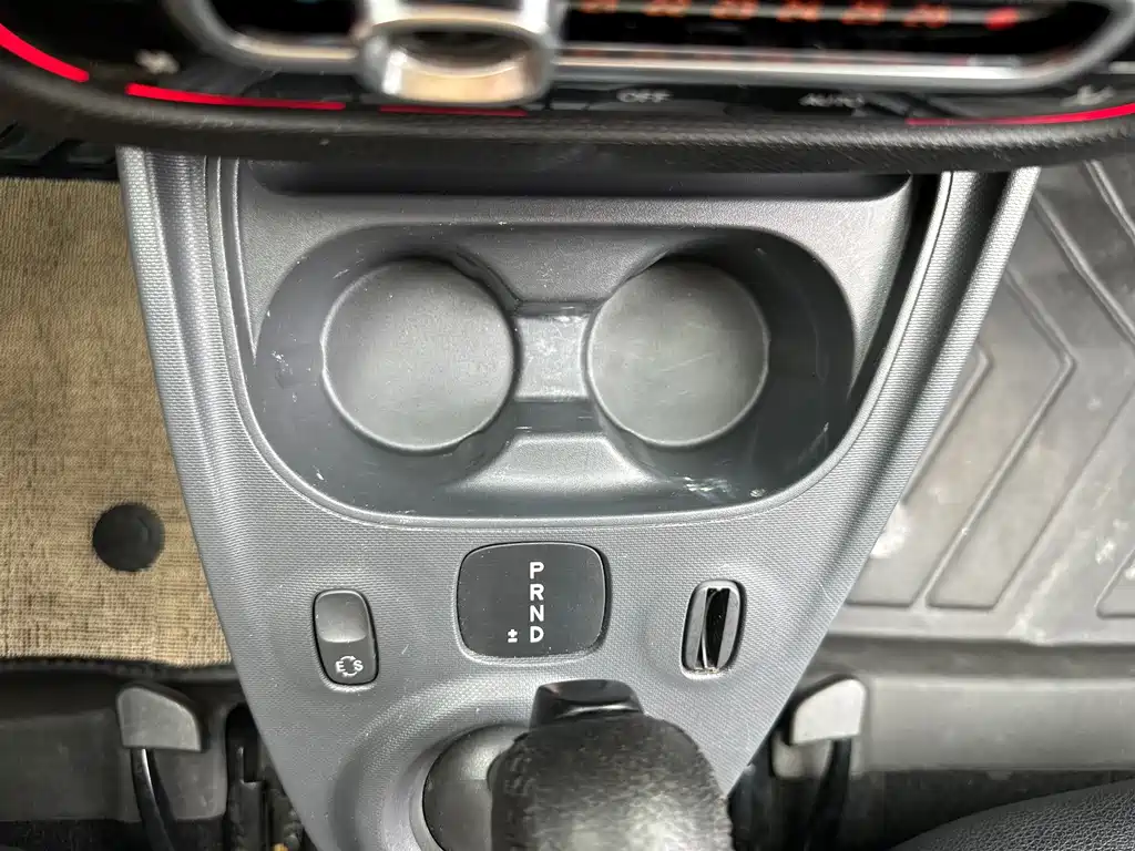 smart fortwo 2019 — фото 20