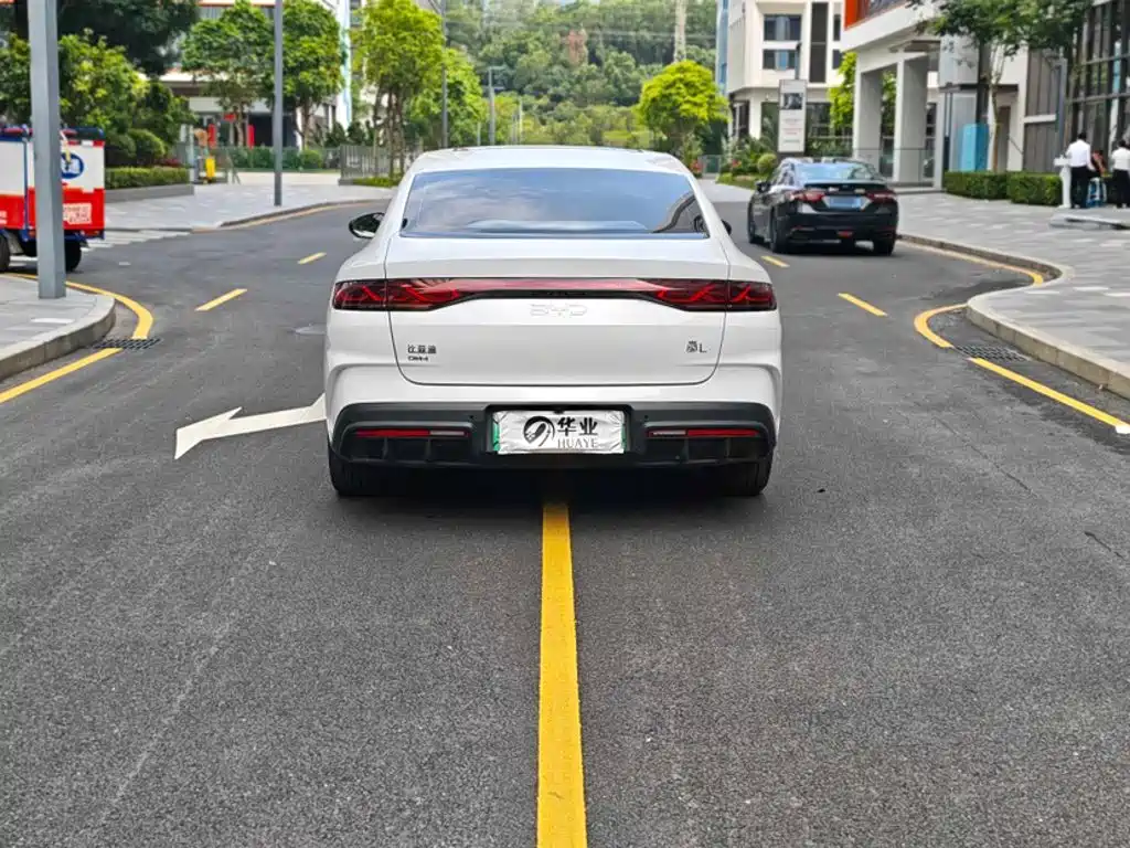BYD Qin L 2024 — фото 10