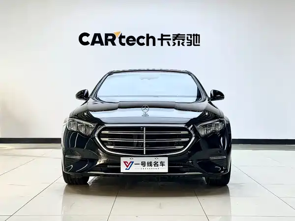Mercedes-Benz E-Class 2024