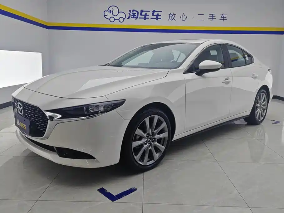 Mazda 3 Axela 2026