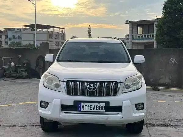 Toyota Prado 2012