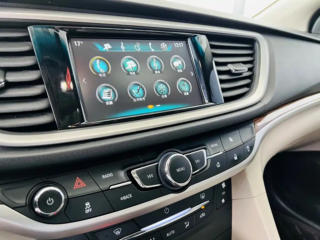 Buick Excelle 2019 — фото 16
