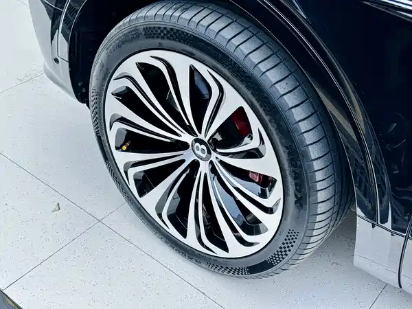 Bentley Bentayga 2021