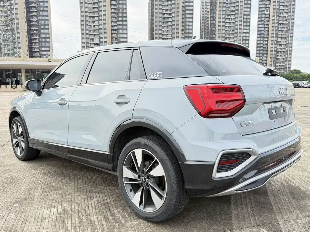Audi Q2L 2022
