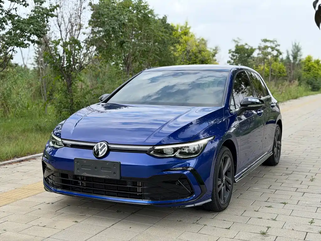 Volkswagen Golf 2022