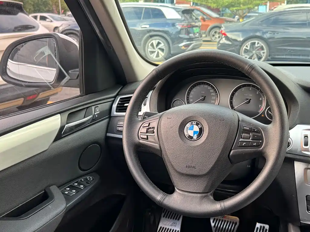 BMW X3 2017 — фото 13