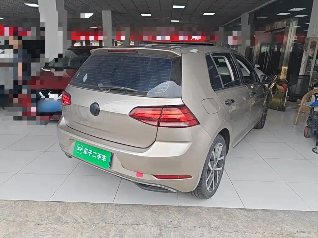 Volkswagen Golf 2020