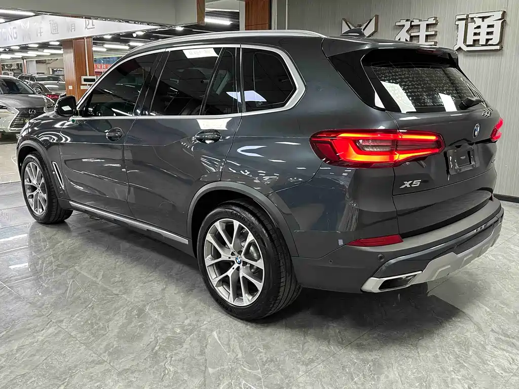 BMW X5 2020 — фото 10