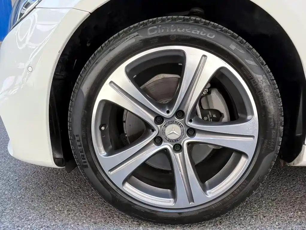 Mercedes-Benz E-Class 2018