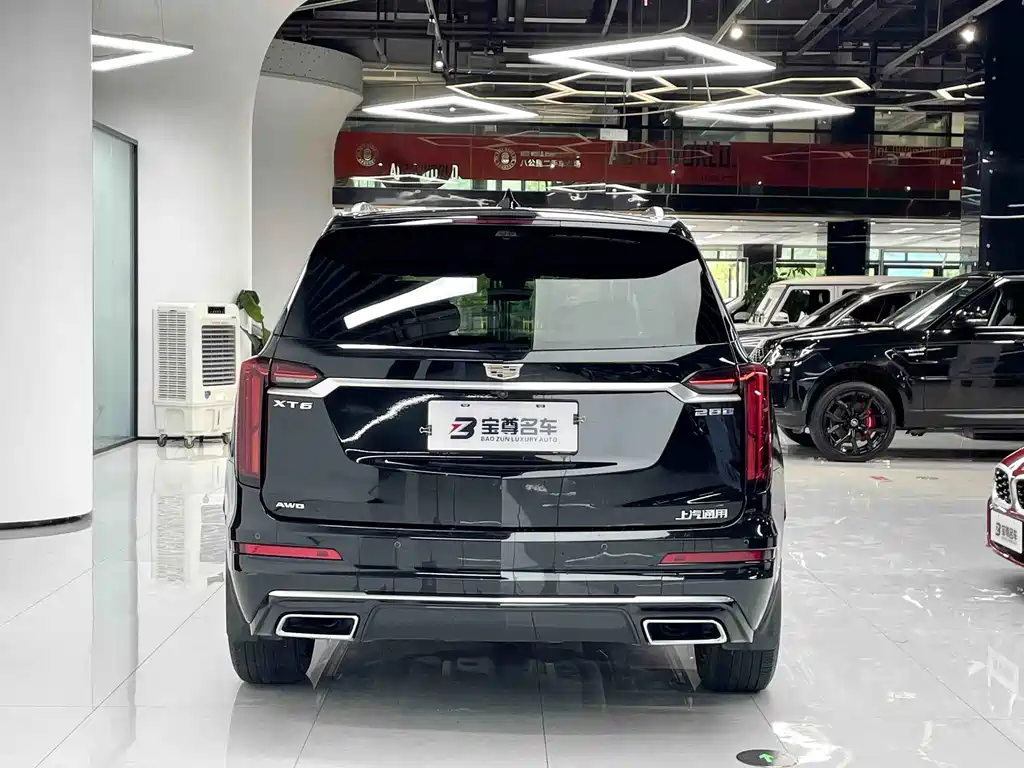 Cadillac XT6 2021 — фото 12