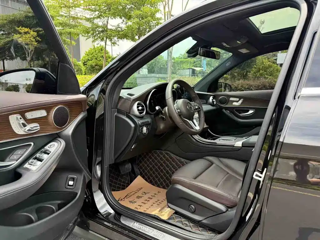 Mercedes-Benz GLC 2022