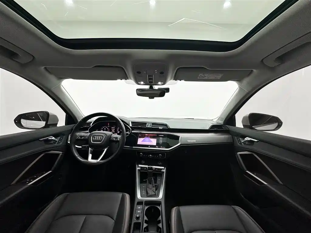 Audi Q3 2022 — фото 10