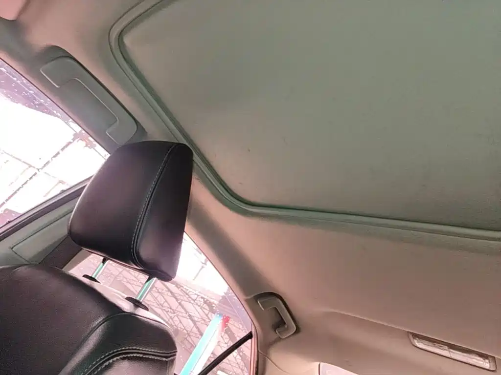 Toyota Corolla 2017 — фото 18
