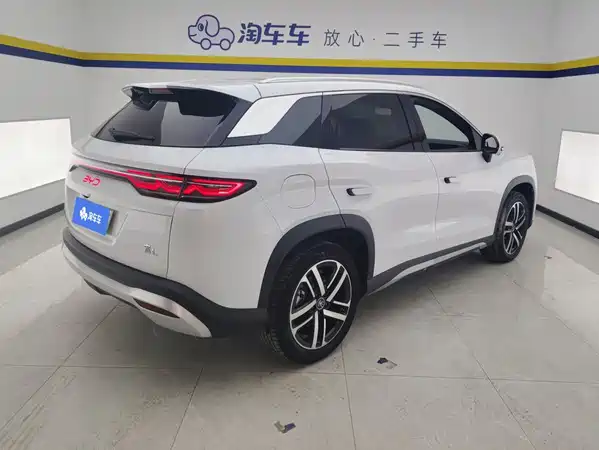 BYD Song L DM-i 2024